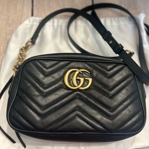 *SOLD* 👜 AUTHENTIC GUCCI MARMONT SMALL SHOULDER BAG